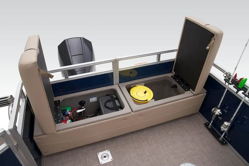 Slide: The Image of Sun Tracker Fishin' Barge 22 XP3 2024 - 67