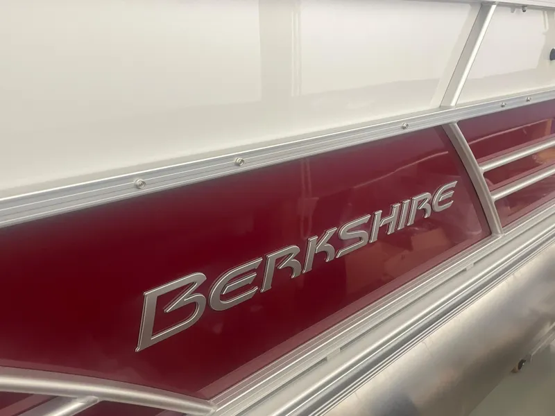 Slide: The Image of 2023 Berkshire 22CL CTS boat side view with logo. - 4