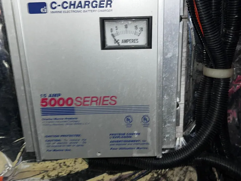 Slide: The Image of 2001 Larson 270 boat C-Charger 5000 Series marine electronic battery charger - 25