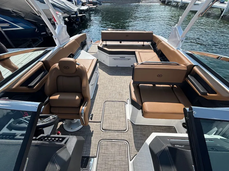 Slide: The Image of Cobalt R8 2024 - 216