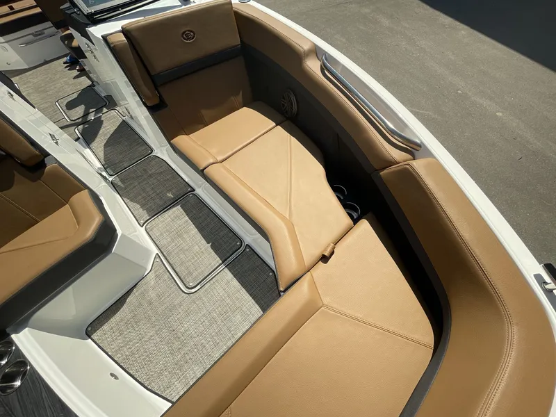 Slide: The Image of Cobalt R8 2024 - 228