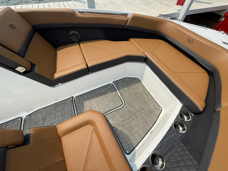 Slide: The Image of Cobalt R8 2024 - 187