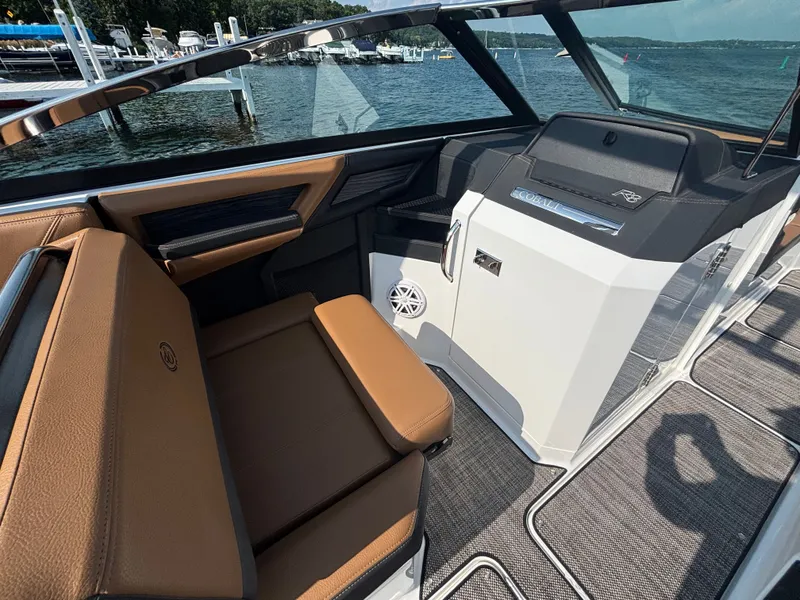 Slide: The Image of Cobalt R8 2024 - 234