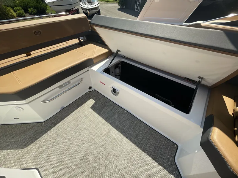 Slide: The Image of Cobalt R8 2024 - 266