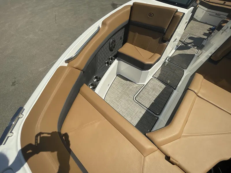 Slide: The Image of Cobalt R8 2024 - 240