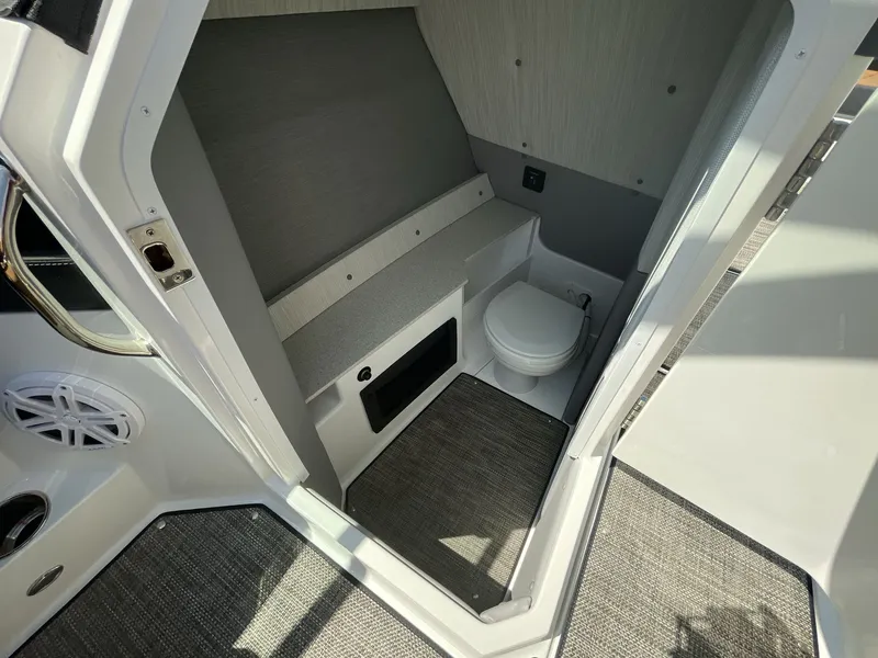 Slide: The Image of Cobalt R8 2024 - 214