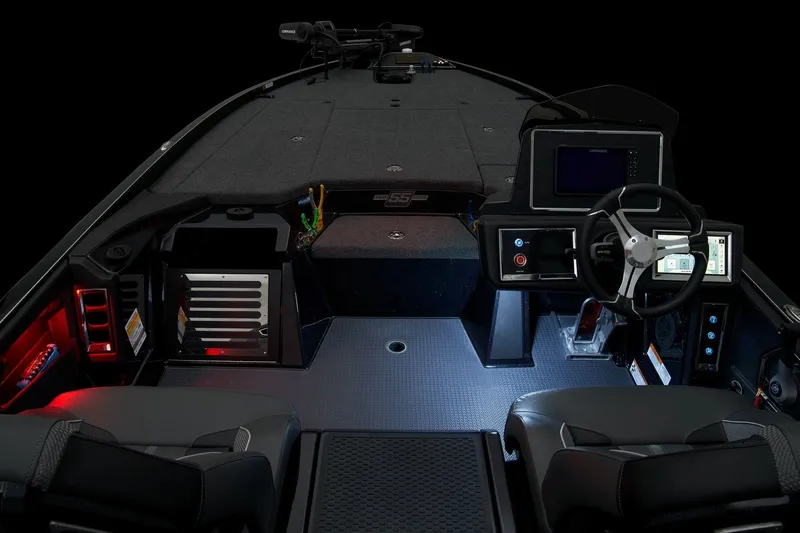 Slide: The Image of Ranger Boats Z520R Ranger Cup Equipped 2024 - 41