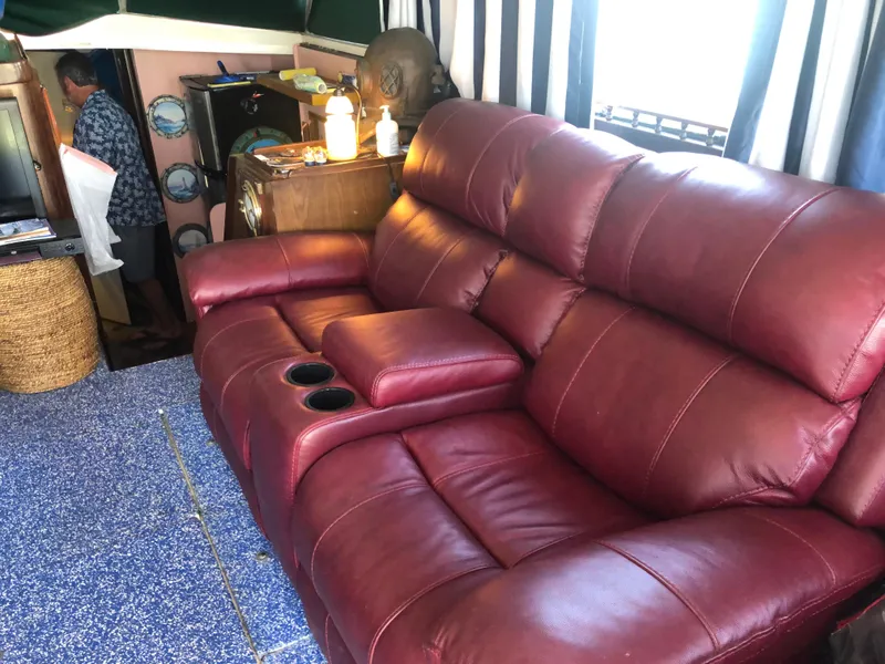 Slide: The Image of Bertram 42 Convertible 1980 - 3