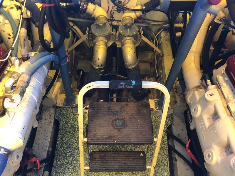 Slide: The Image of Bertram 42 Convertible 1980 - 5