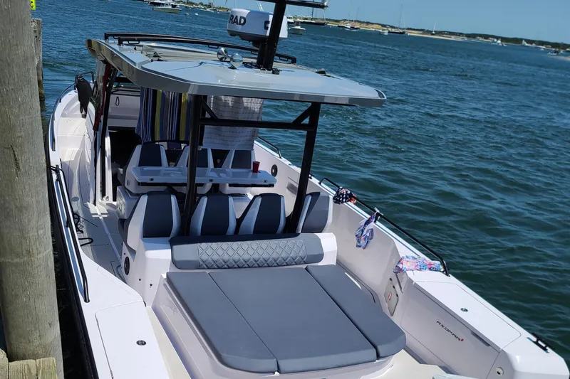 Slide: The Image of Axopar 37 Sun Top 2021 - 15