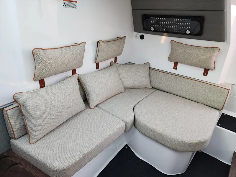 Slide: The Image of Axopar 37 Sun Top 2021 - 38