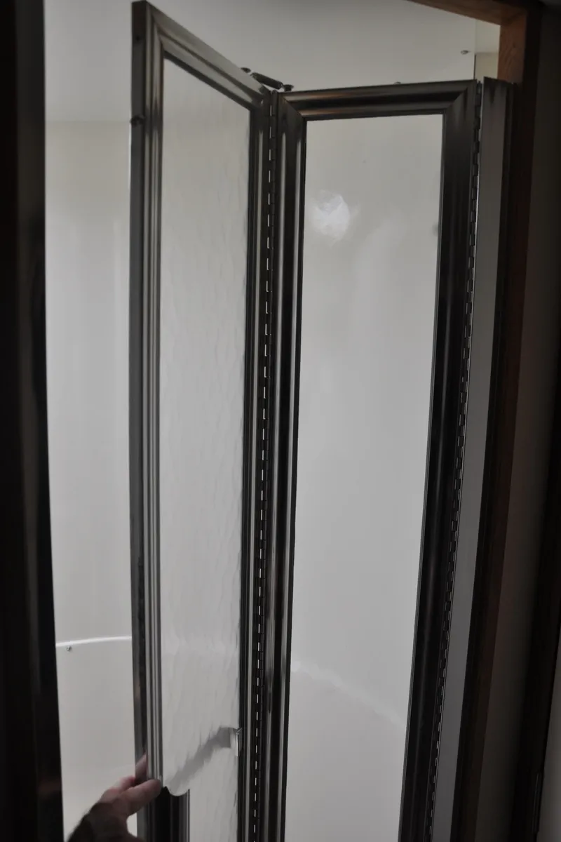 Slide: The Image of Bertram 37 Convertible 1987 - 65