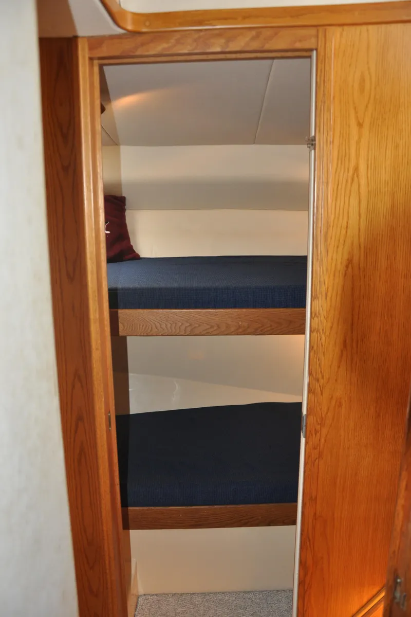 Slide: The Image of Bertram 37 Convertible 1987 - 67