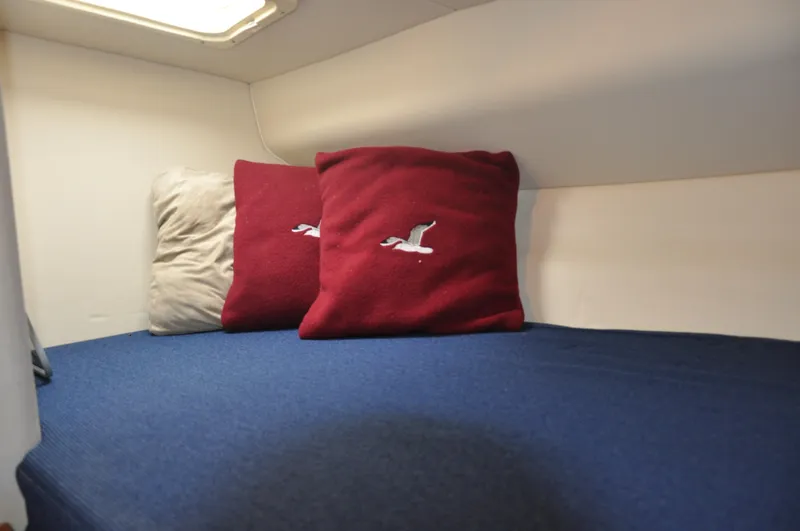 Slide: The Image of Bertram 37 Convertible 1987 - 70