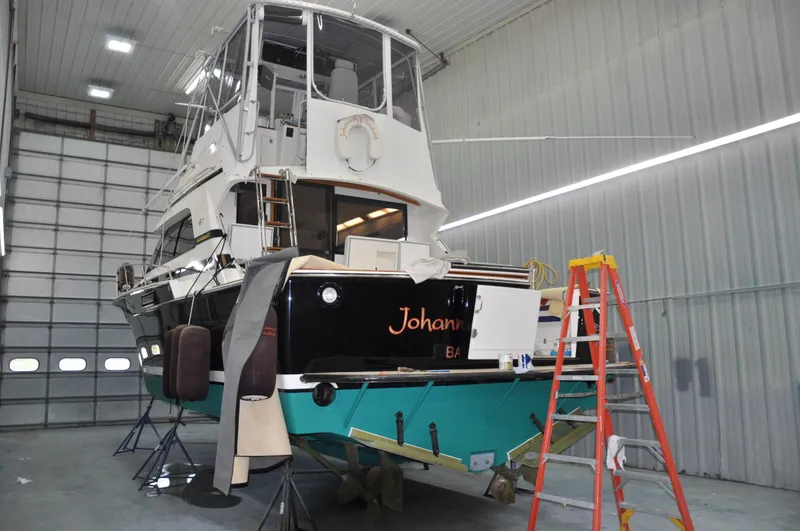 Slide: The Image of Bertram 37 Convertible 1987 - 73