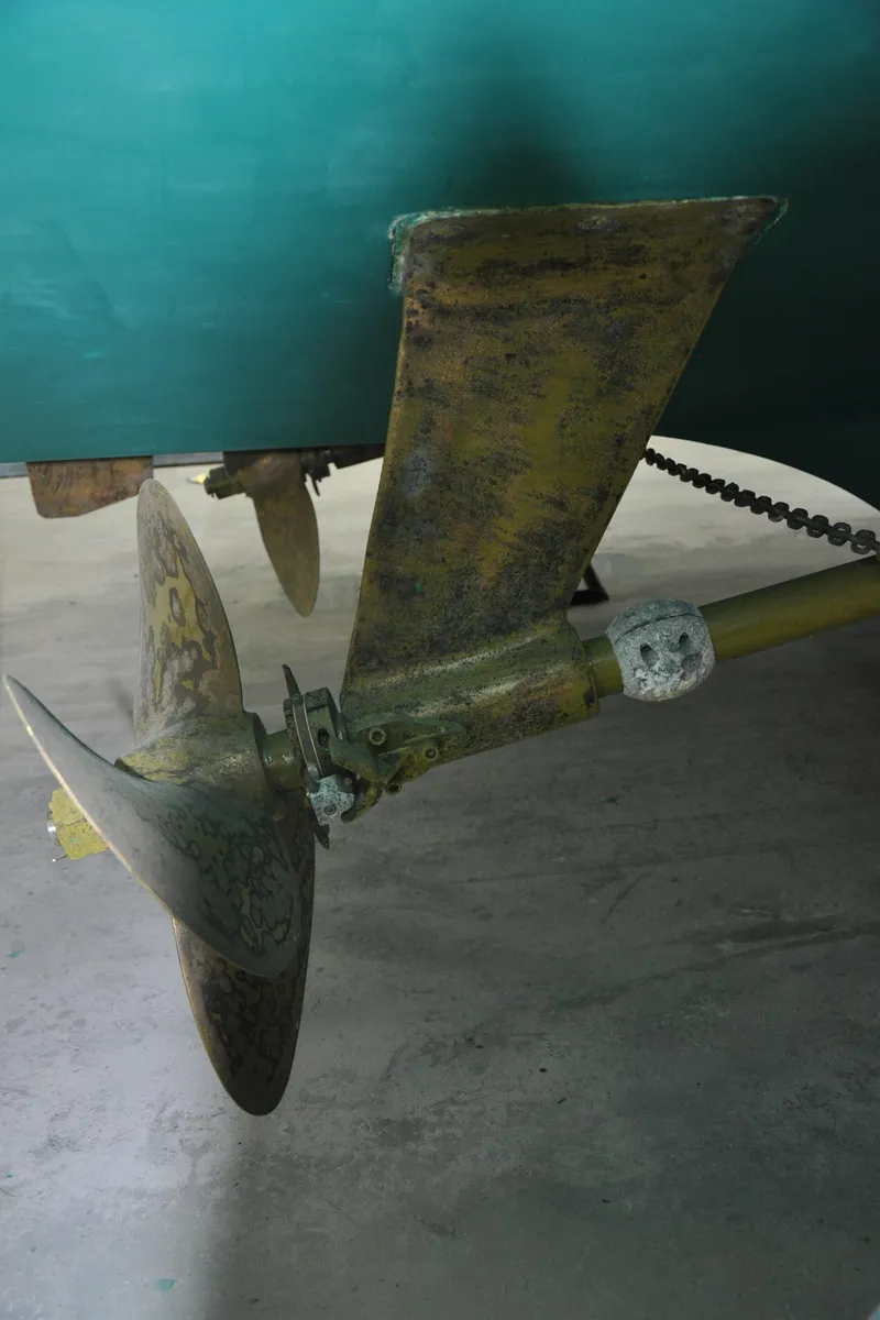 Slide: The Image of Bertram 37 Convertible 1987 - 87