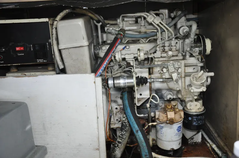 Slide: The Image of Bertram 37 Convertible 1987 - 91