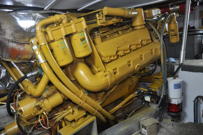 Slide: The Image of Bertram 37 Convertible 1987 - 95