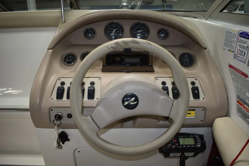 Slide: The Image of Sea Ray 220 Overnighter 1995 - 55
