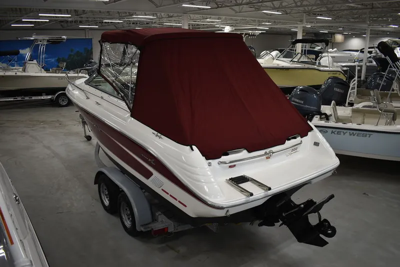 Slide: The Image of Sea Ray 220 Overnighter 1995 - 9