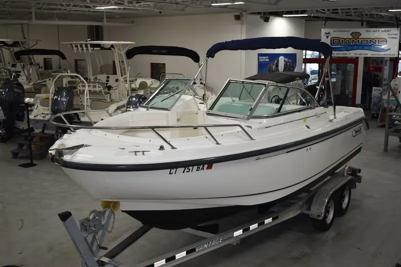 Slide: The Image of Boston Whaler 210 Ventura Dual Console 2003 - 10