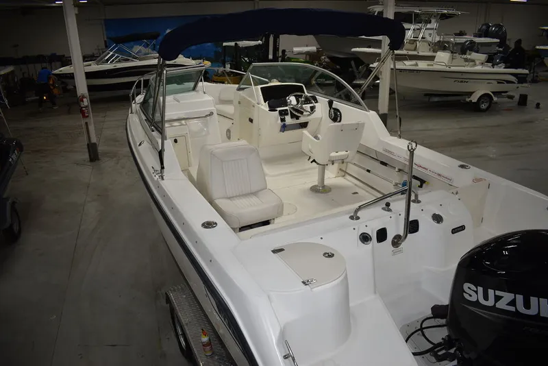 Slide: The Image of Boston Whaler 210 Ventura Dual Console 2003 - 16