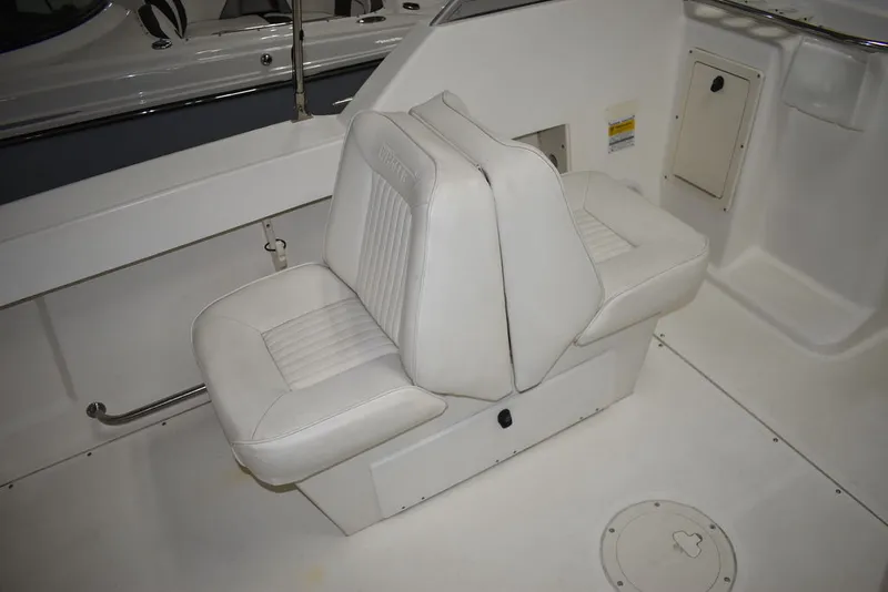 Slide: The Image of Boston Whaler 210 Ventura Dual Console 2003 - 40
