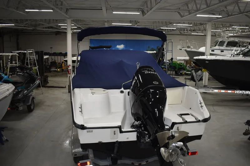 Slide: The Image of Boston Whaler 210 Ventura Dual Console 2003 - 71