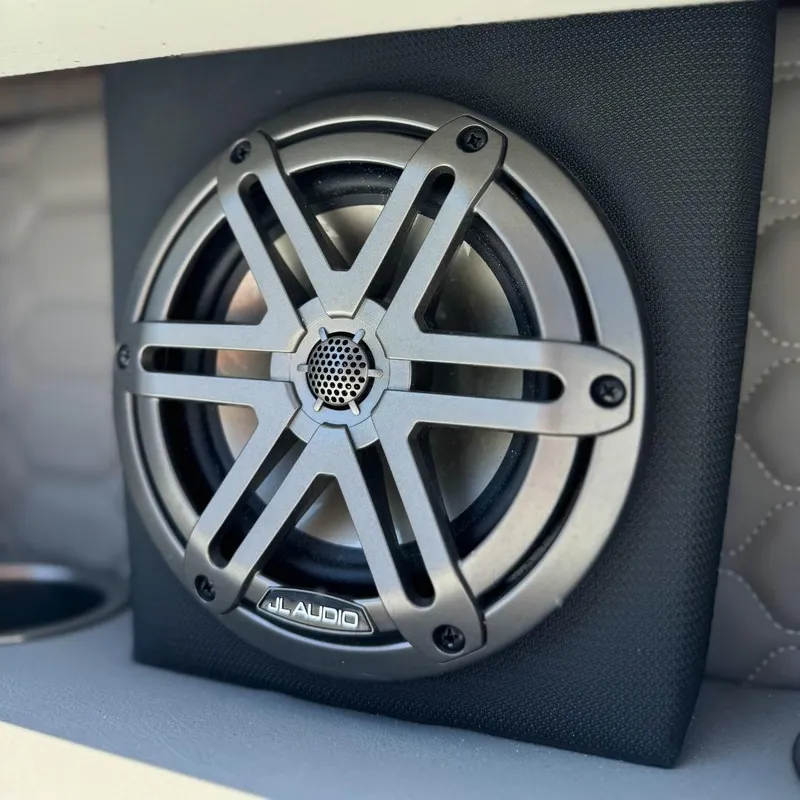 Slide: The Image of JL Audio speaker on a 2021 Four Winns HD8 boat. - 15