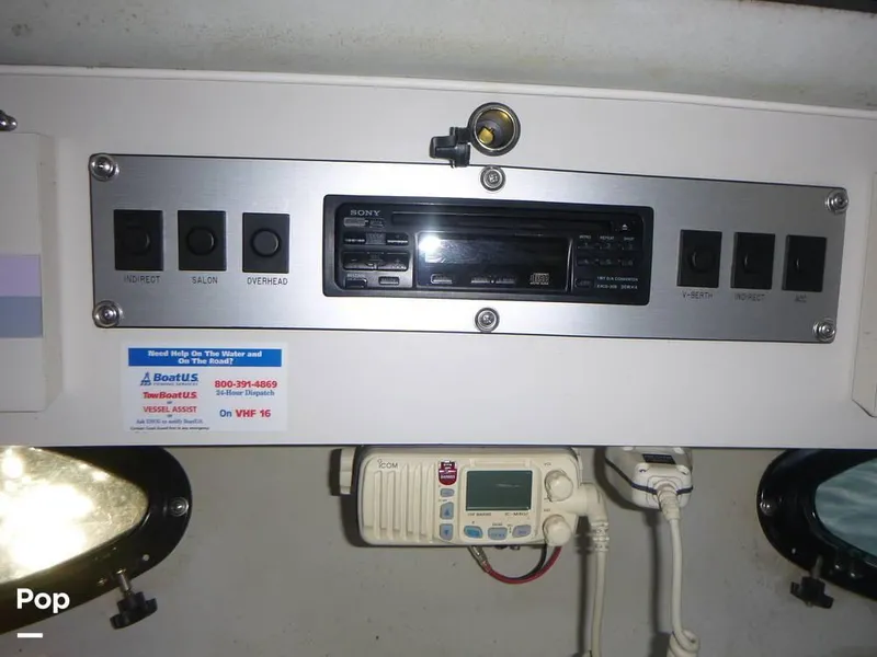 Slide: The Image of 1988 Wellcraft ST Tropez 3200 for sale in Meredith, NH - 55