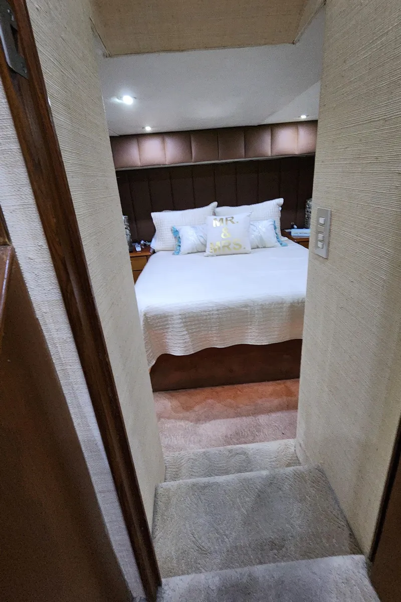 Slide: The Image of Ocean 56 Super Sport 2001 - 53