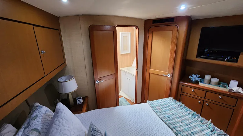 Slide: The Image of Ocean Yachts 56 Super Sport 2001 - 68