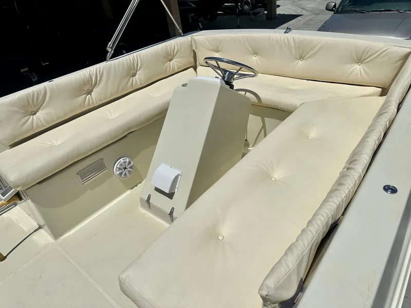 Slide: The Image of Duffy Cat 18 w/ Electric Motor 1996 - 11