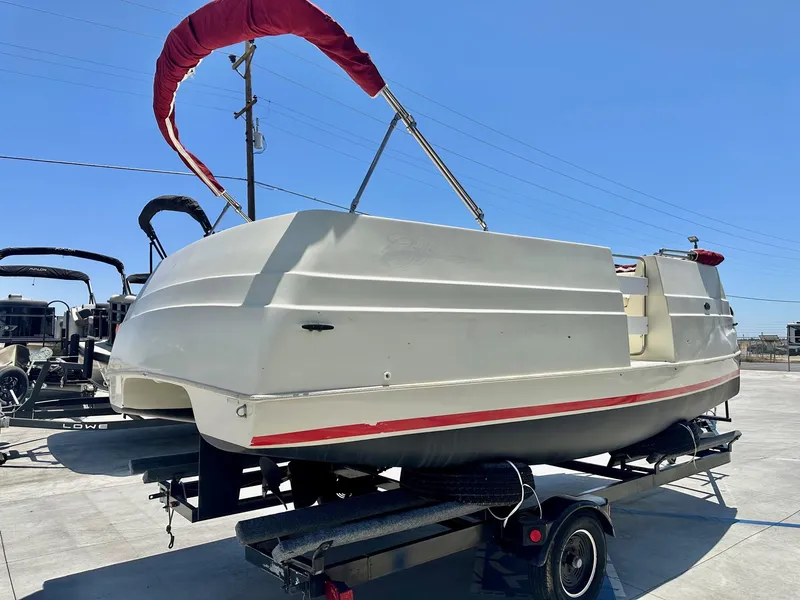 Slide: The Image of Duffy Cat 18 w/ Electric Motor 1996 - 4