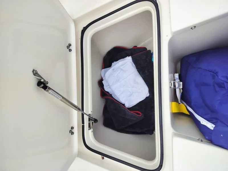 Slide: The Image of Sea Chaser 24 HFC 2017 - 54