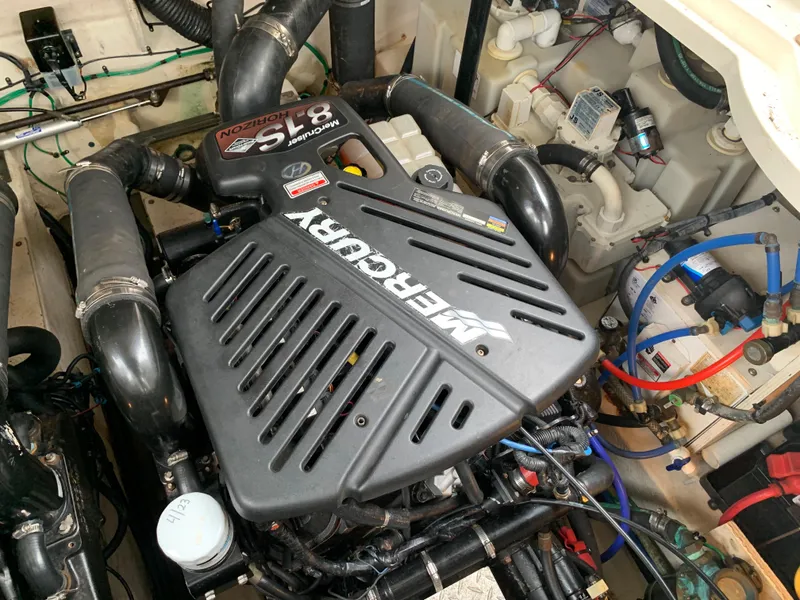 Slide: The Image of 2006 Sea Ray 340 Sundancer engine compartment with Mercury 8.1S Horizon engine. - 43