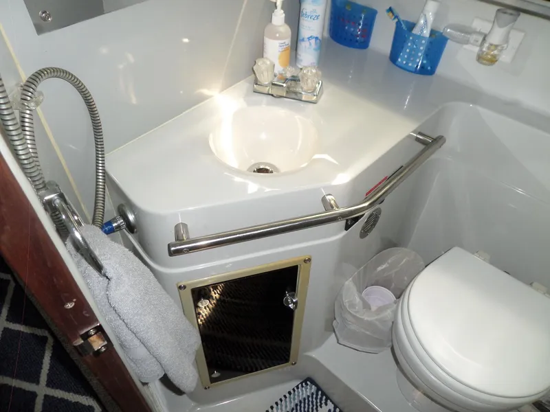 Slide: The Image of Wellcraft Monte Carlo 2800 1986 - 50