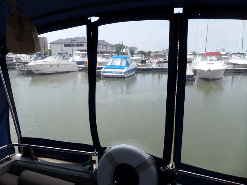 Slide: The Image of View of marina with 1986 Wellcraft Monte Carlo 2800 boat docked. - 9