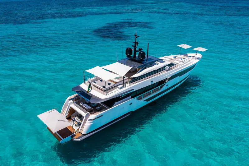 Slide: The Image of Custom SAETTA 120' 2025 - 20