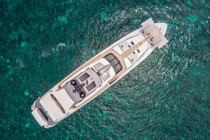 Slide: The Image of Custom SAETTA 120' 2025 - 23