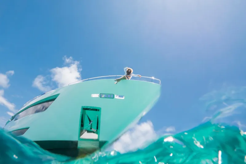 Slide: The Image of Custom SAETTA 120' 2025 - 24