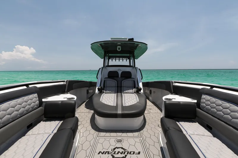 Slide: The Image of 2022 39 Fountain CC Miss Conduct Console Seating - 10