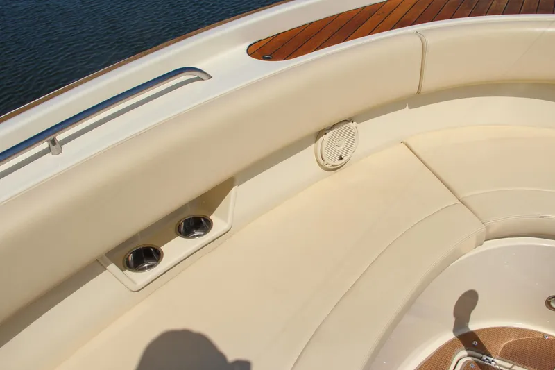 Slide: The Image of Chris-Craft Calypso 30 2017 - 52