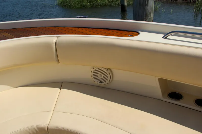 Slide: The Image of Chris-Craft Calypso 30 2017 - 54