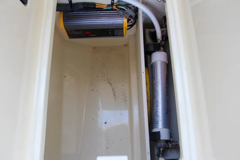 Slide: The Image of Chris-Craft Calypso 30 2017 - 61