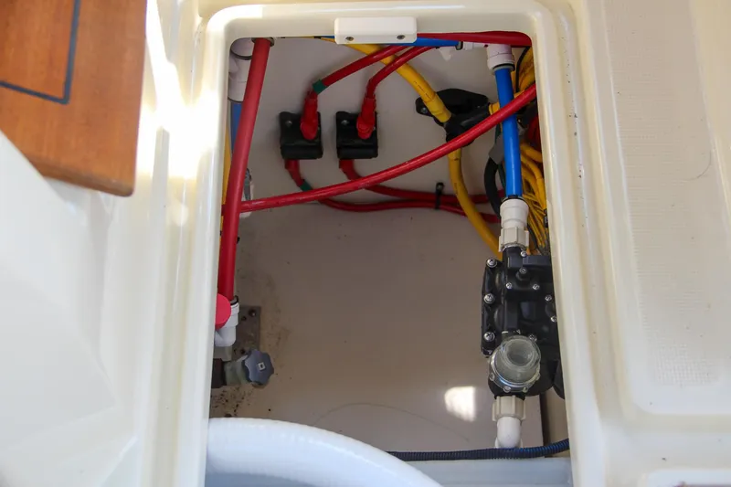 Slide: The Image of Chris-Craft Calypso 30 2017 - 64