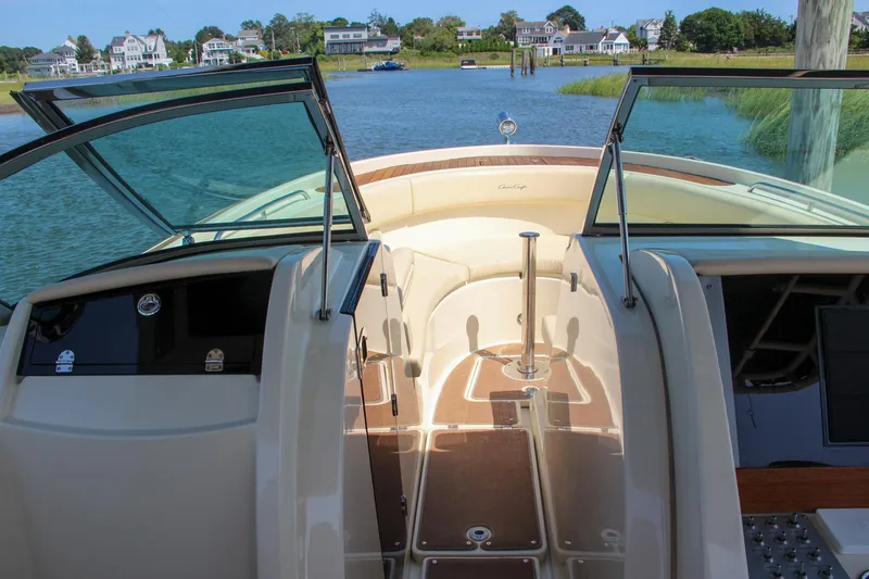 Slide: The Image of Chris-Craft Calypso 30 2017 - 66