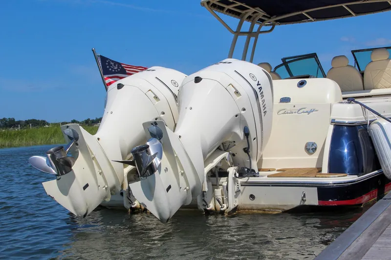 Slide: The Image of Chris-Craft Calypso 30 2017 - 71