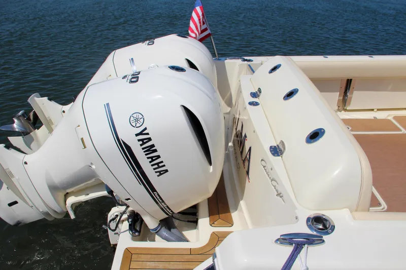 Slide: The Image of Chris-Craft Calypso 30 2017 - 73