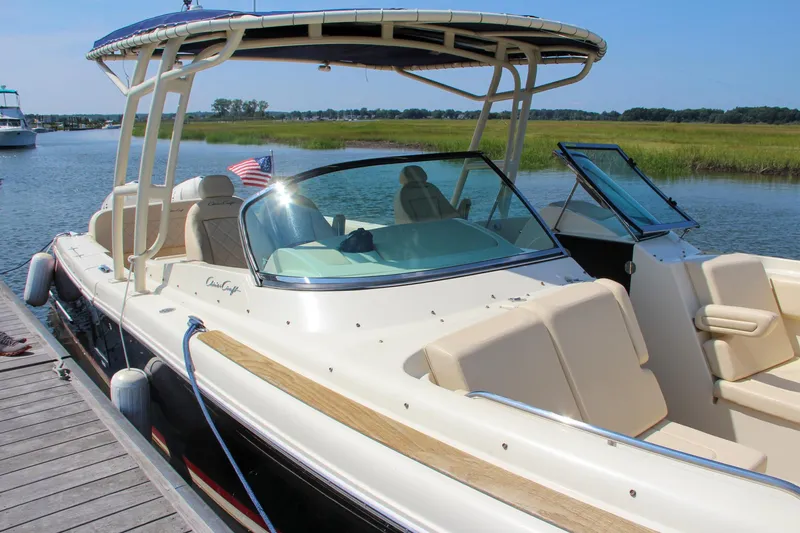 Slide: The Image of Chris-Craft Calypso 30 2017 - 74